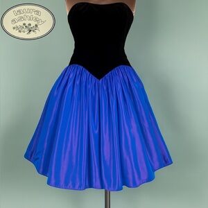 Laura Ashley Vintage Black Velvet & Taffeta Tea Dress Great Britain UK 12, US 10